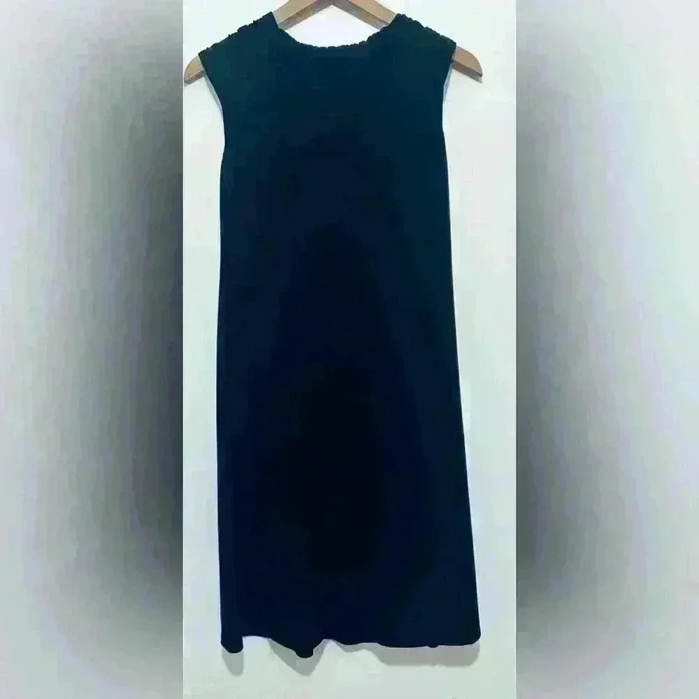 Evan-Picone Simple Little Black Dress, Scoop Neck, Sleeveless, Women’s Size 4 - Picture 2 of 8